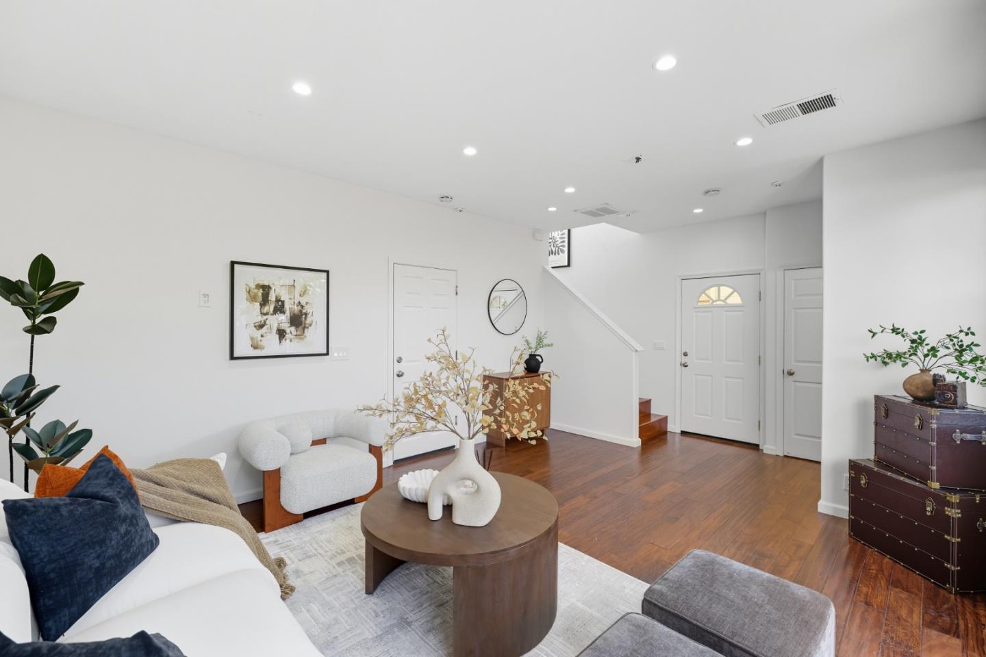Detail Gallery Image 9 of 59 For 4288 Macedo Pl, Santa Clara,  CA 95054 - 3 Beds | 2/1 Baths