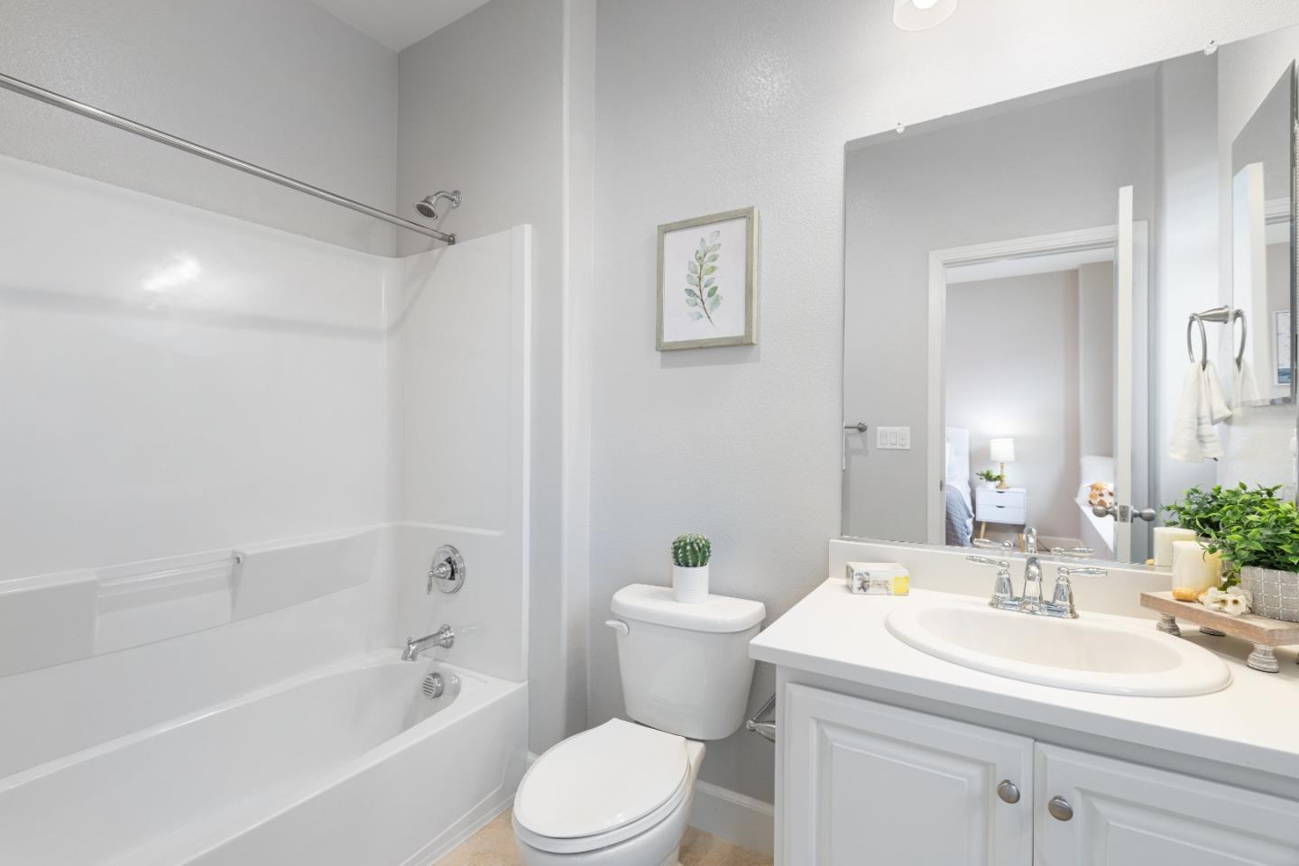 Detail Gallery Image 11 of 26 For 108 Lemmon Ter, Sunnyvale,  CA 94086 - 3 Beds | 3/1 Baths