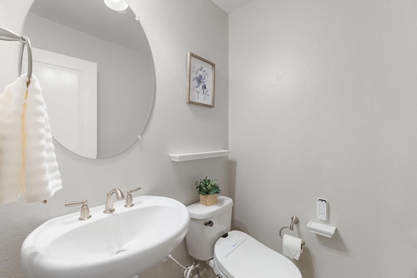 Detail Gallery Image 17 of 26 For 108 Lemmon Ter, Sunnyvale,  CA 94086 - 3 Beds | 3/1 Baths