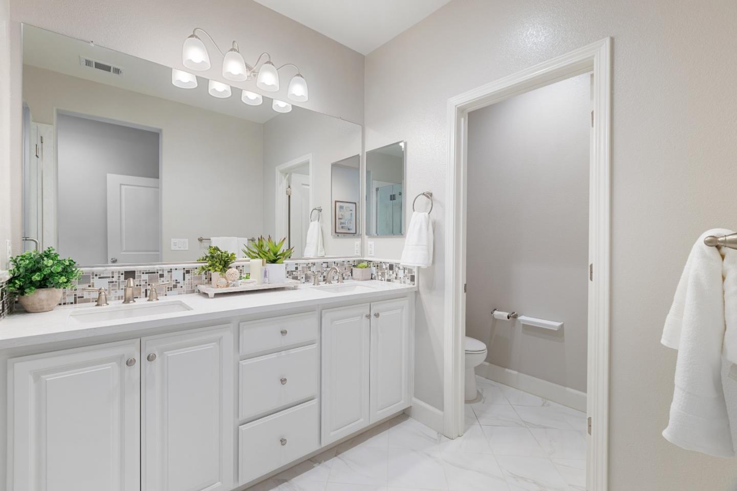 Detail Gallery Image 22 of 26 For 108 Lemmon Ter, Sunnyvale,  CA 94086 - 3 Beds | 3/1 Baths