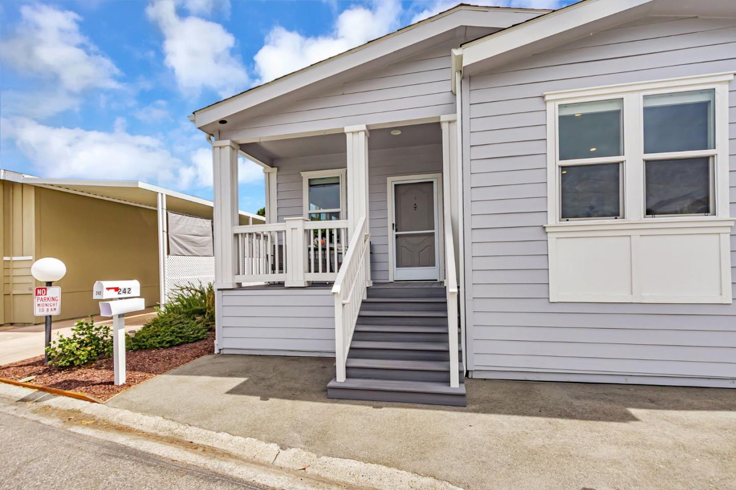 Detail Gallery Image 4 of 35 For 195 Blossom Hill Rd #242,  San Jose,  CA 95123 - 3 Beds | 2 Baths