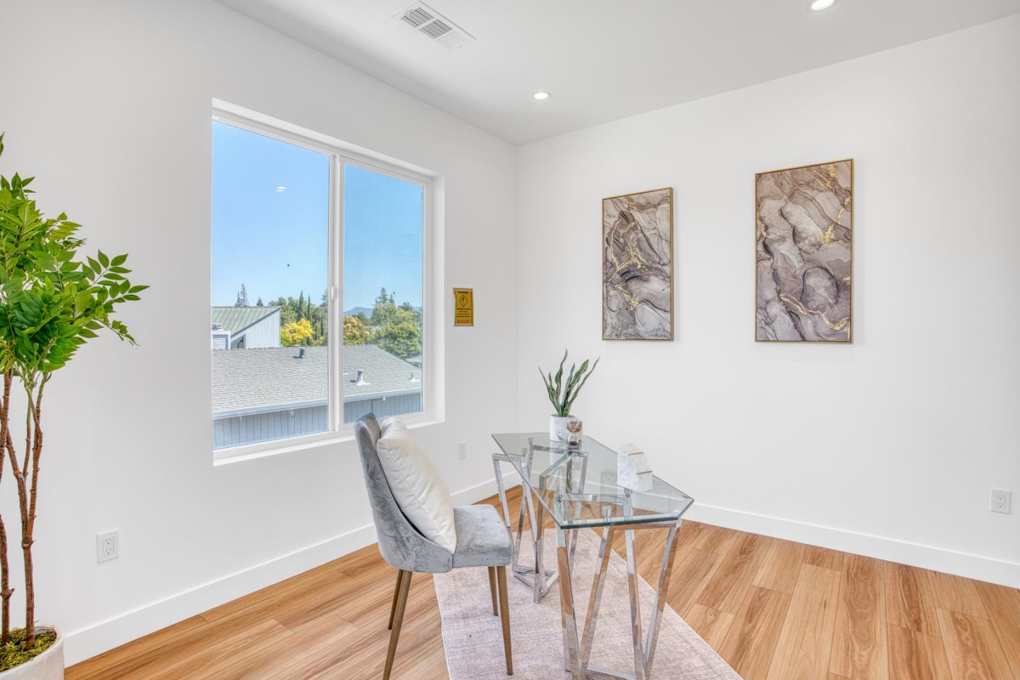 Detail Gallery Image 38 of 75 For 1945 Park Ave #2,  San Jose,  CA 95126 - 4 Beds | 3 Baths