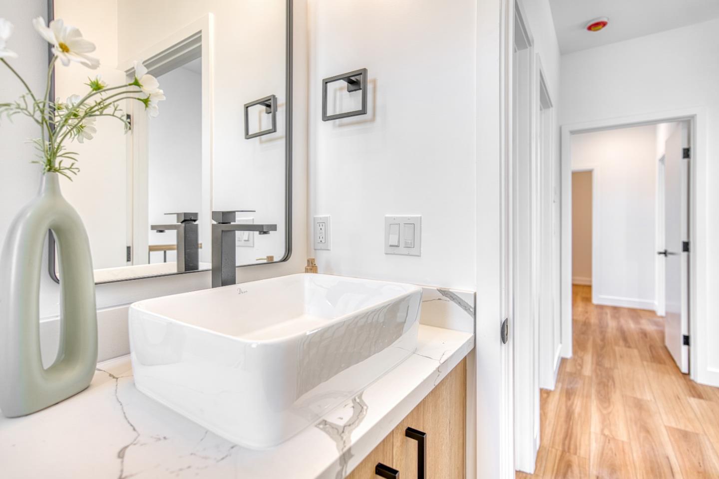 Detail Gallery Image 42 of 75 For 1945 Park Ave #2,  San Jose,  CA 95126 - 4 Beds | 3 Baths