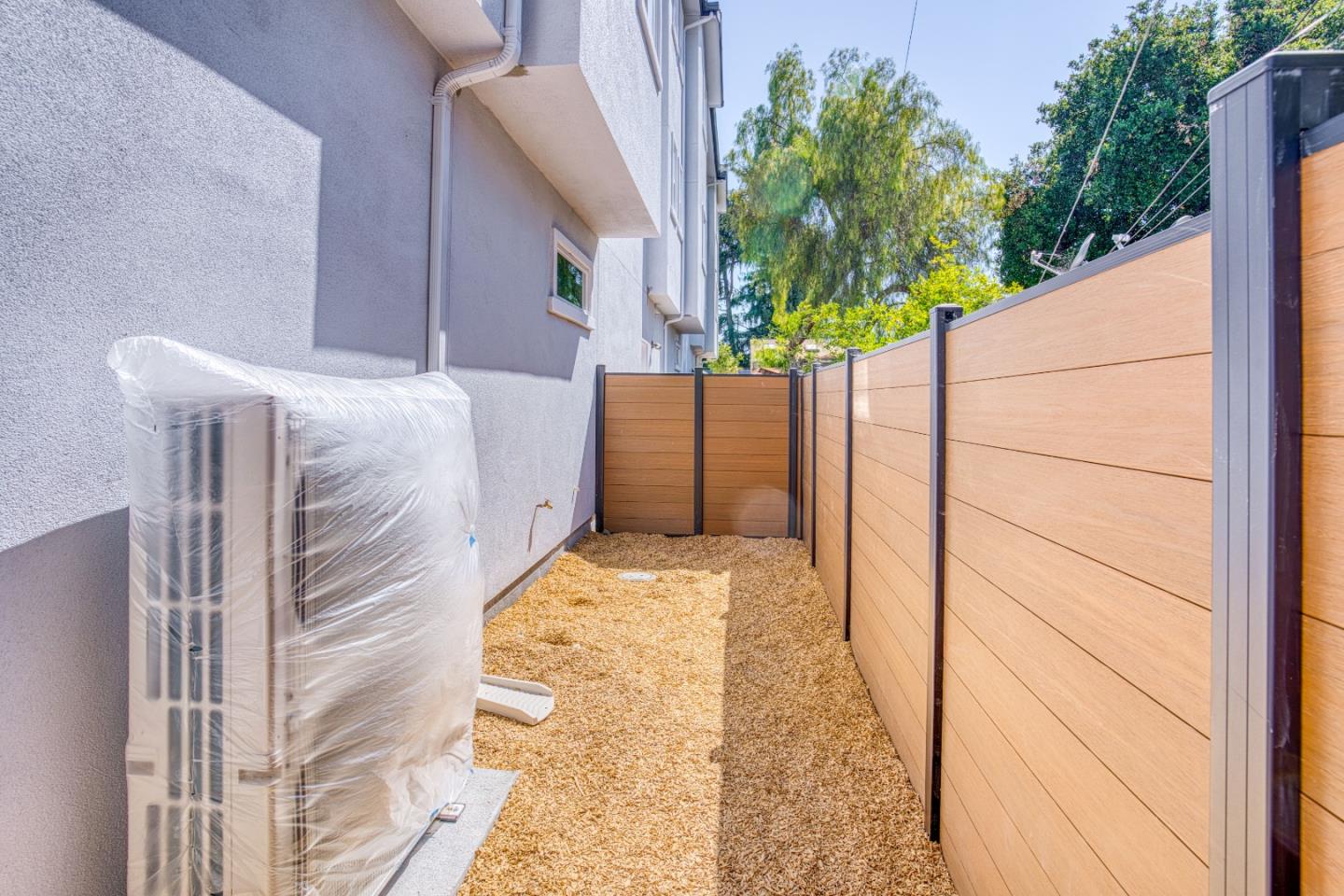 Detail Gallery Image 58 of 75 For 1945 Park Ave #2,  San Jose,  CA 95126 - 4 Beds | 3 Baths