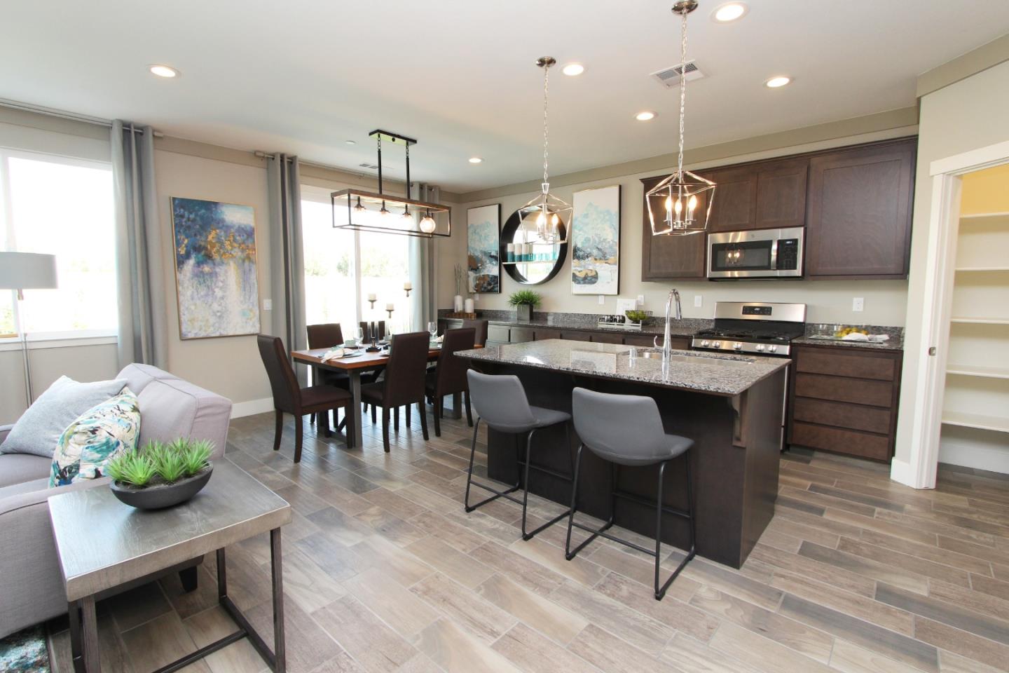 Detail Gallery Image 18 of 27 For 1656 Dolomite Dr #4,  Los Banos,  CA 93635 - 4 Beds | 2 Baths