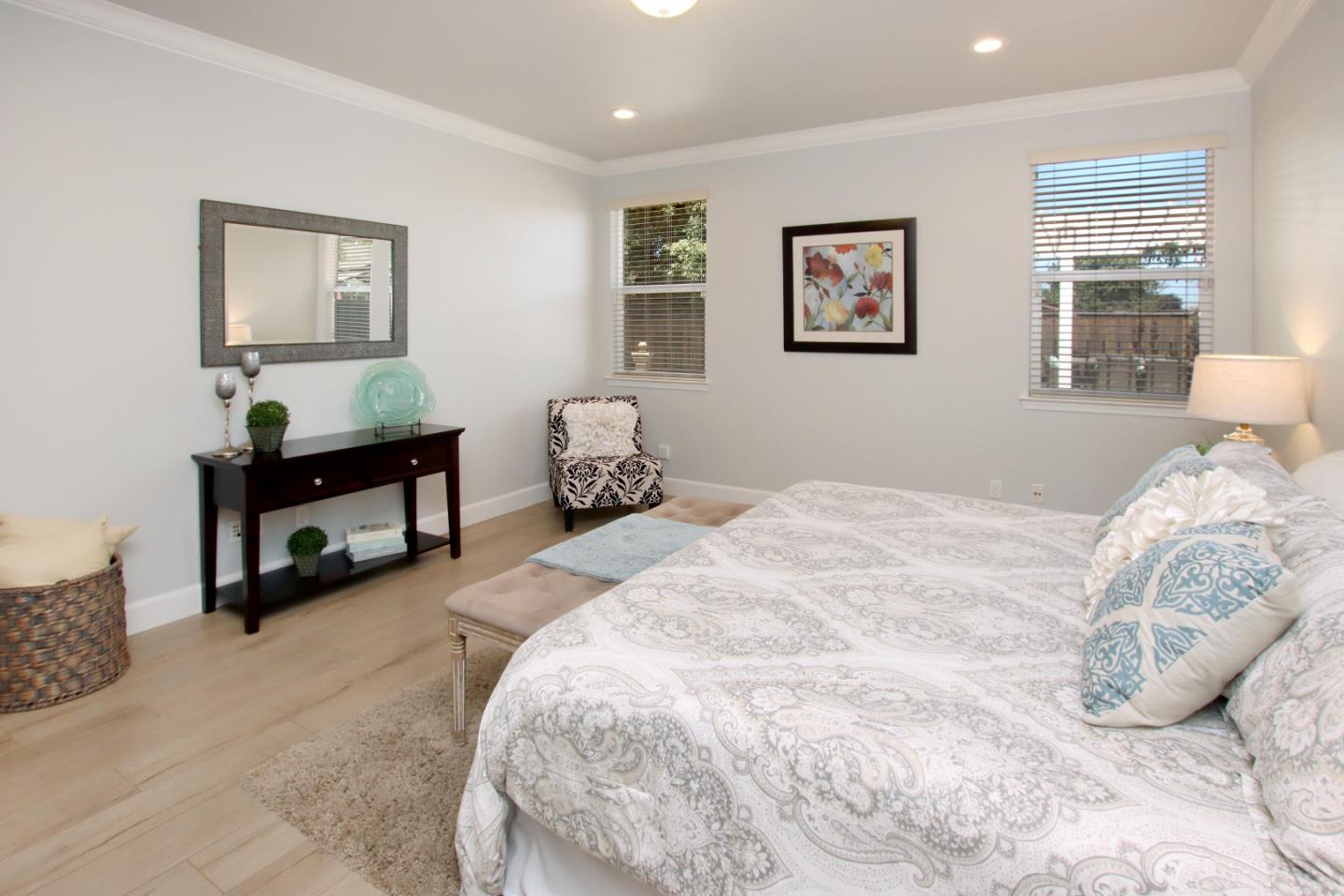 Detail Gallery Image 15 of 38 For 204 Sundance Dr, Hollister,  CA 95023 - 3 Beds | 2 Baths