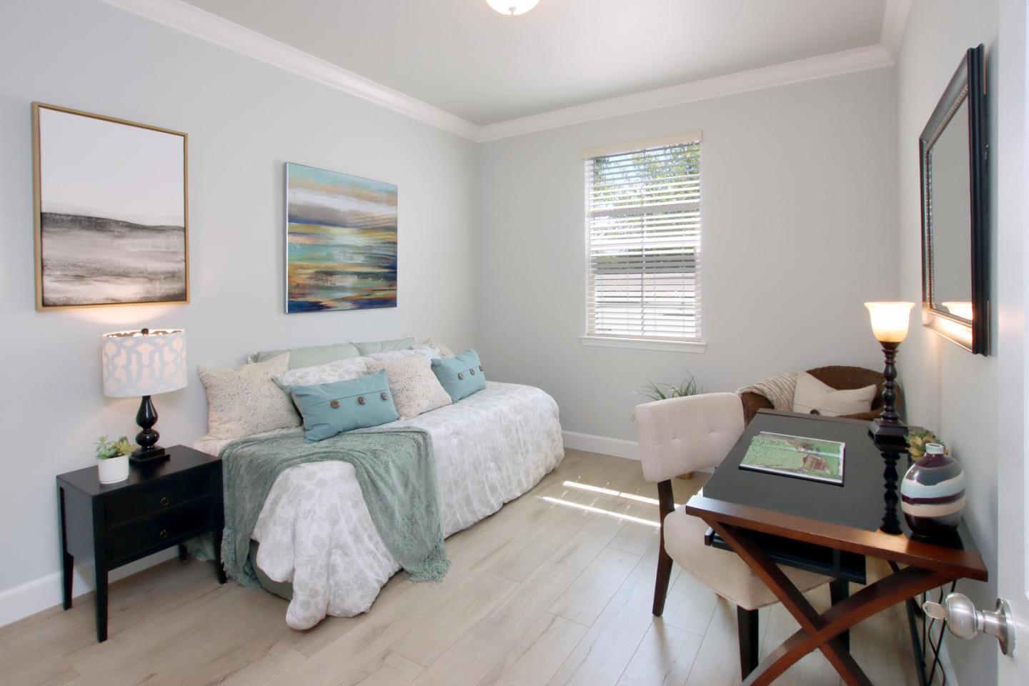 Detail Gallery Image 28 of 38 For 204 Sundance Dr, Hollister,  CA 95023 - 3 Beds | 2 Baths
