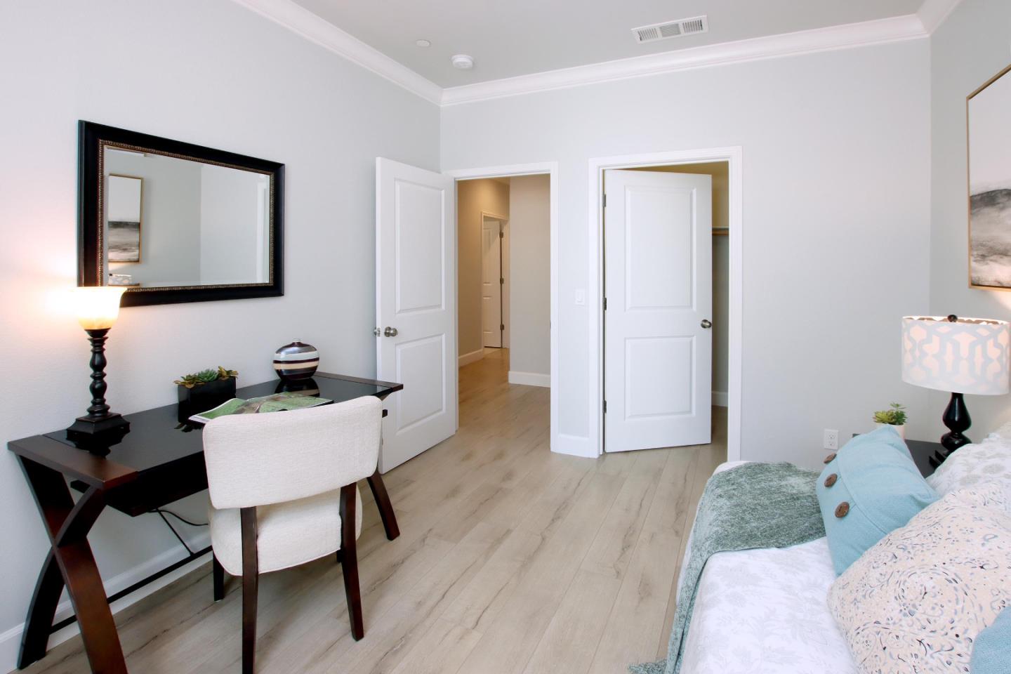 Detail Gallery Image 29 of 38 For 204 Sundance Dr, Hollister,  CA 95023 - 3 Beds | 2 Baths