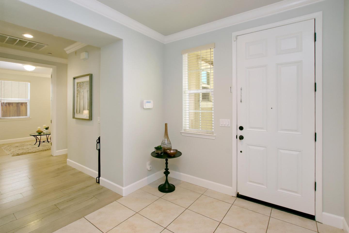 Detail Gallery Image 30 of 38 For 204 Sundance Dr, Hollister,  CA 95023 - 3 Beds | 2 Baths