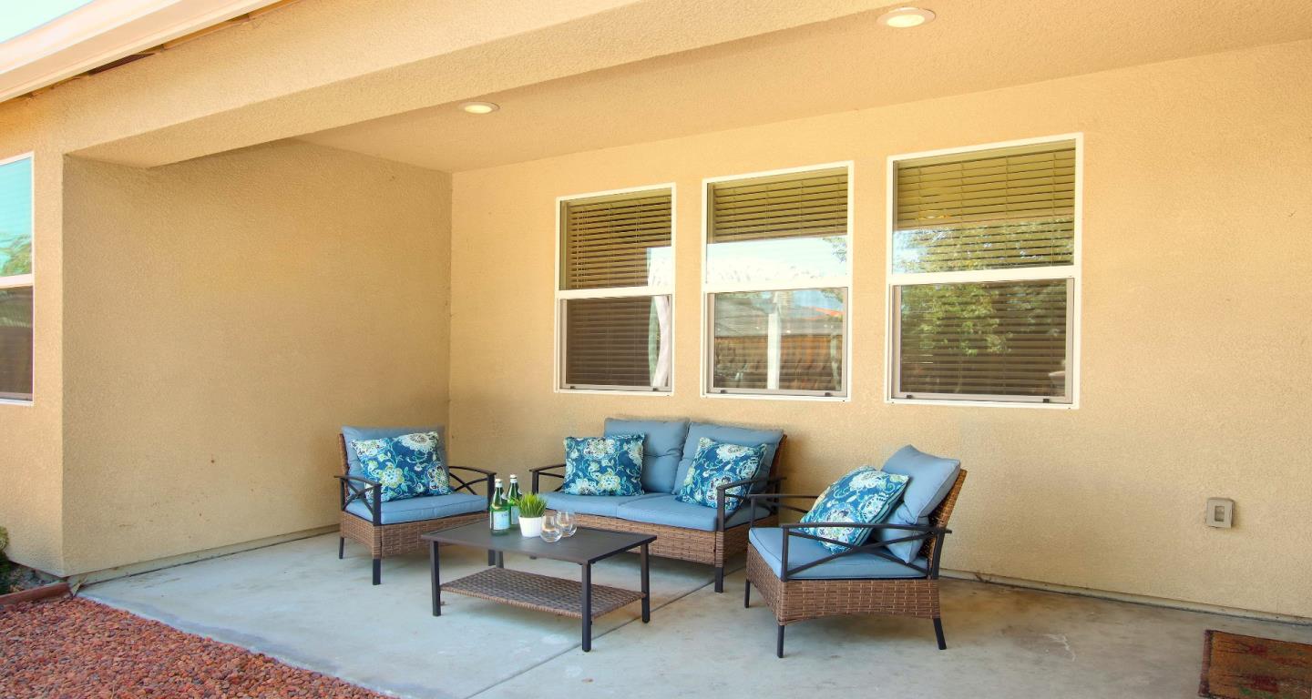 Detail Gallery Image 37 of 38 For 204 Sundance Dr, Hollister,  CA 95023 - 3 Beds | 2 Baths