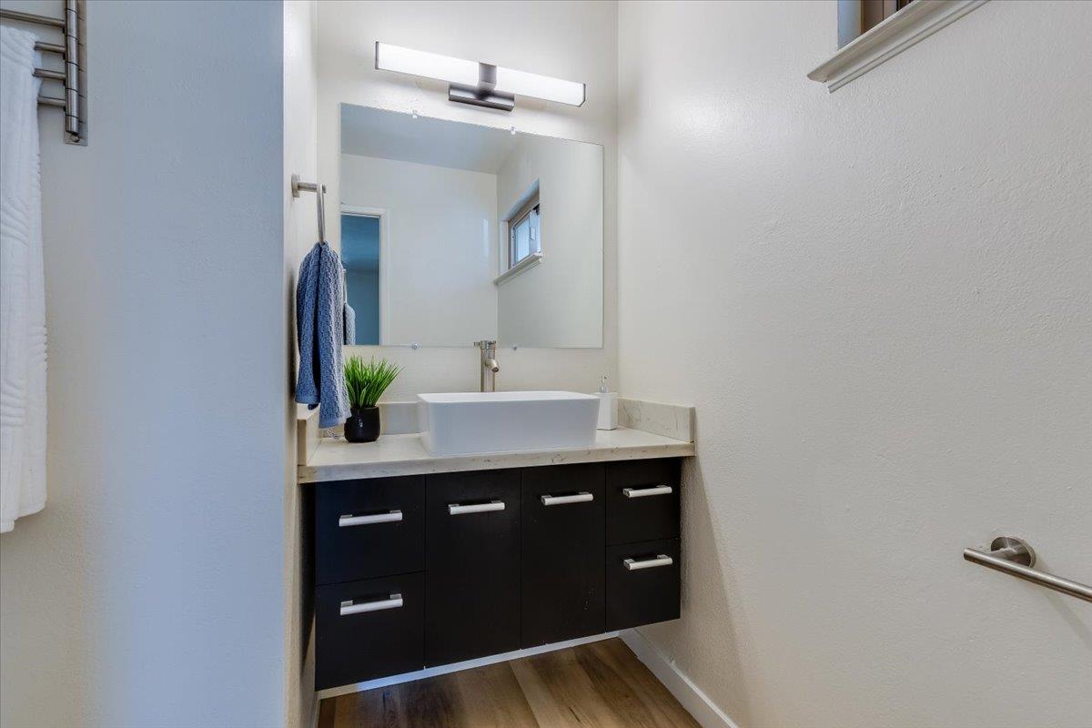 Detail Gallery Image 13 of 26 For 1071 Alta Mira Dr #B,  Santa Clara,  CA 95051 - 2 Beds | 2 Baths