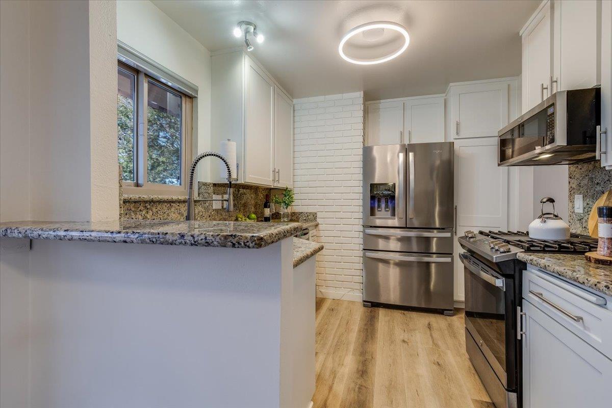 Detail Gallery Image 8 of 26 For 1071 Alta Mira Dr #B,  Santa Clara,  CA 95051 - 2 Beds | 2 Baths