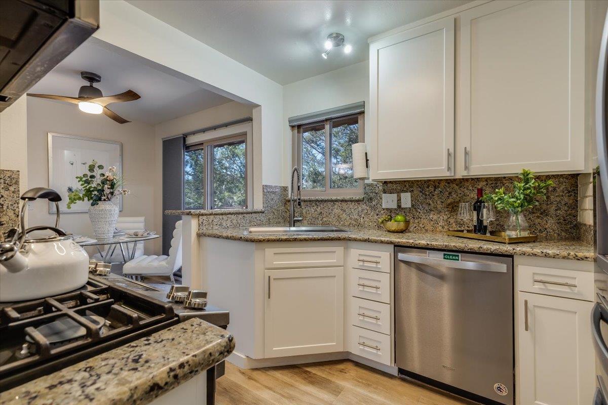 Detail Gallery Image 9 of 26 For 1071 Alta Mira Dr #B,  Santa Clara,  CA 95051 - 2 Beds | 2 Baths