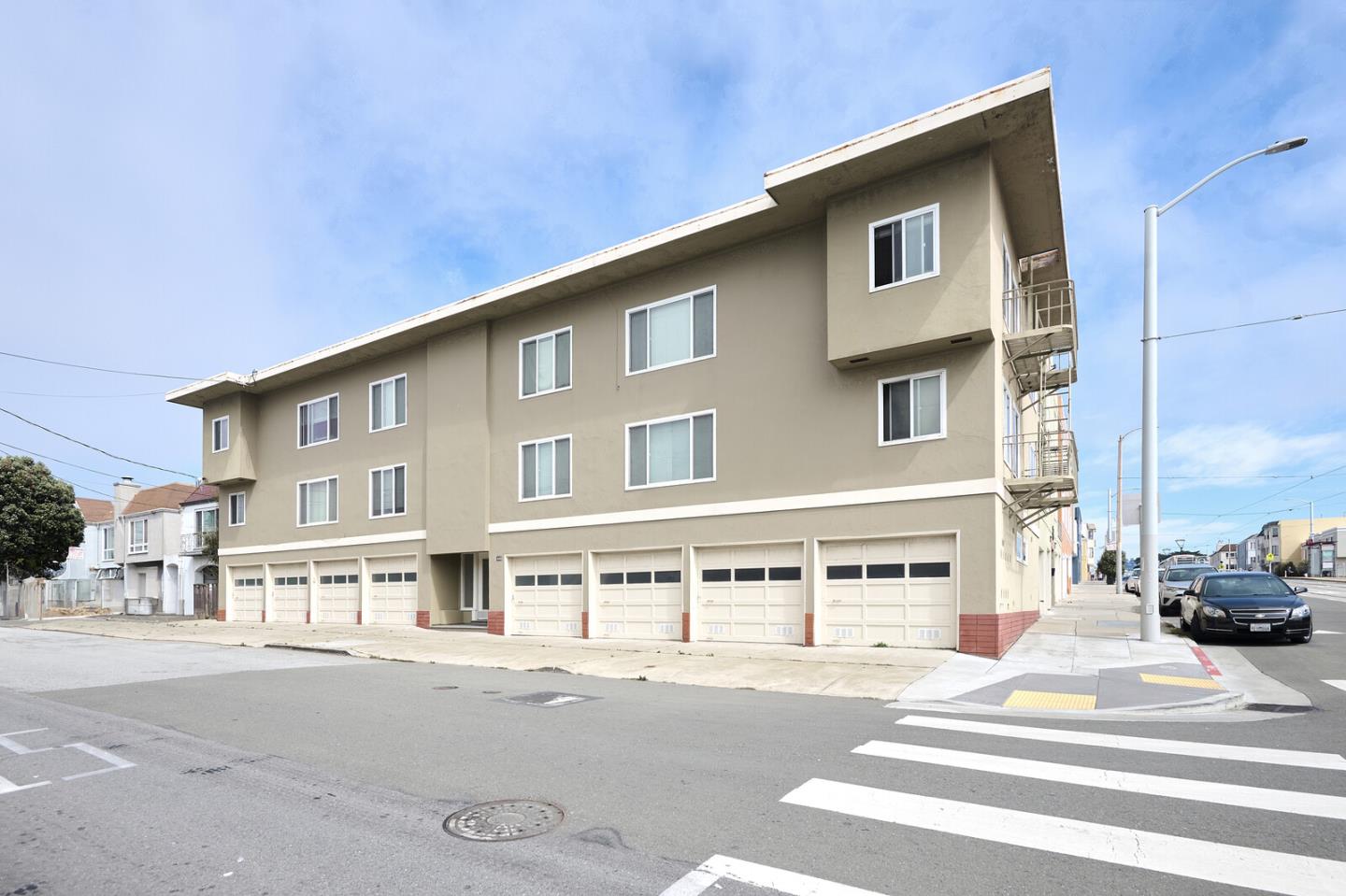 Detail Gallery Image 2 of 23 For 2390 43rd Ave, San Francisco,  CA 94116 - – Beds | – Baths
