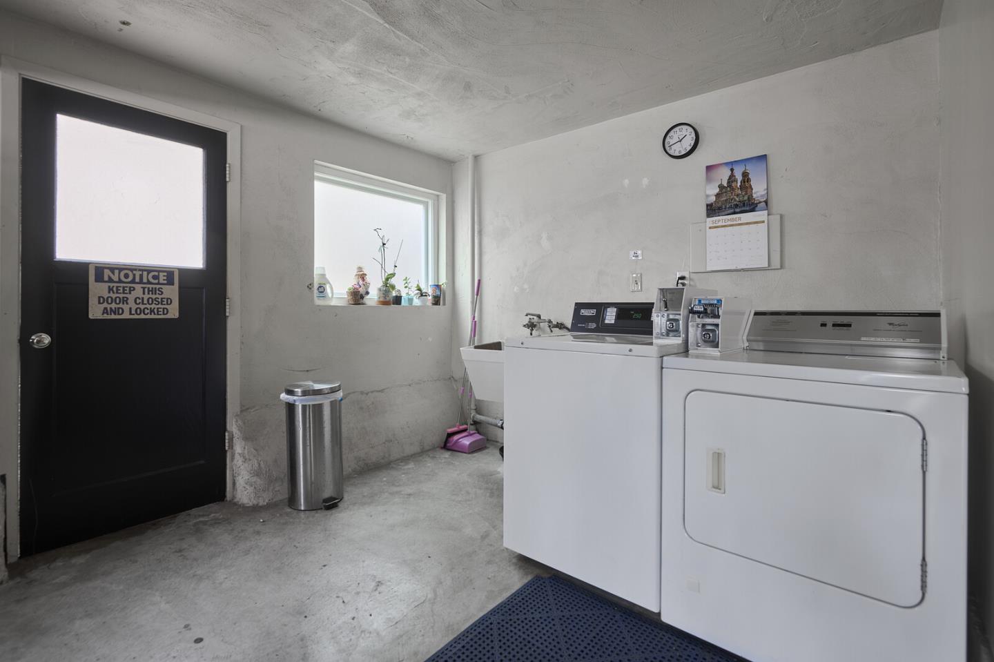 Detail Gallery Image 21 of 23 For 2390 43rd Ave, San Francisco,  CA 94116 - – Beds | – Baths