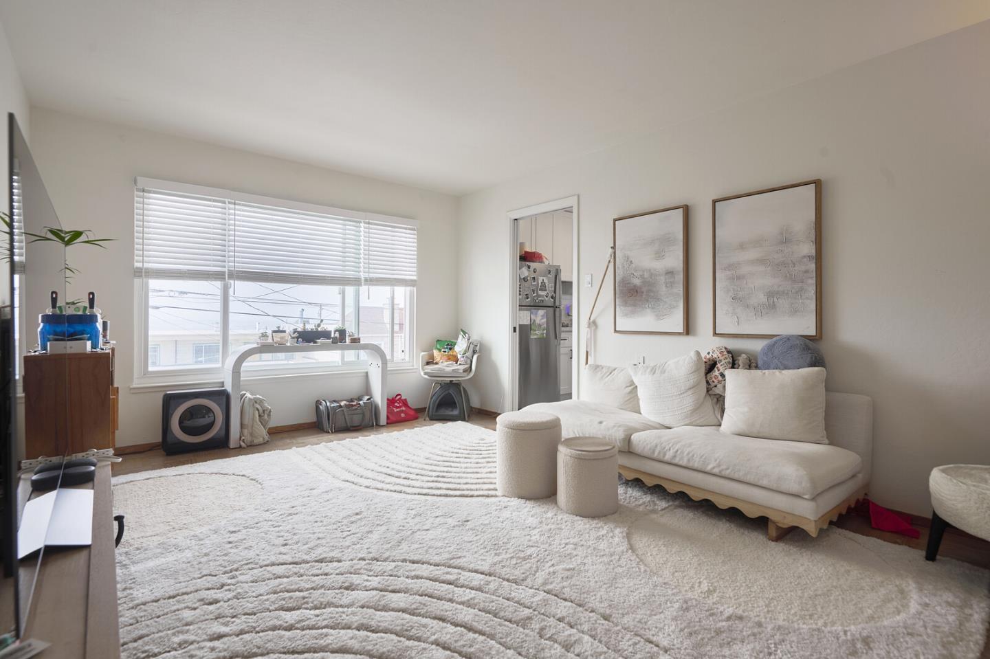 Detail Gallery Image 8 of 23 For 2390 43rd Ave, San Francisco,  CA 94116 - – Beds | – Baths