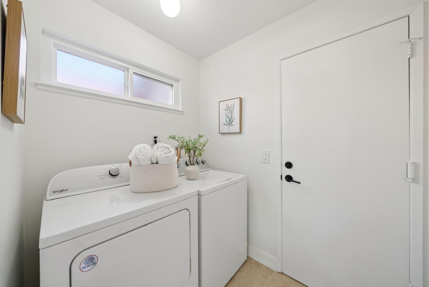 Detail Gallery Image 21 of 45 For 6579 Prague Ct, San Jose,  CA 95119 - 4 Beds | 2/1 Baths