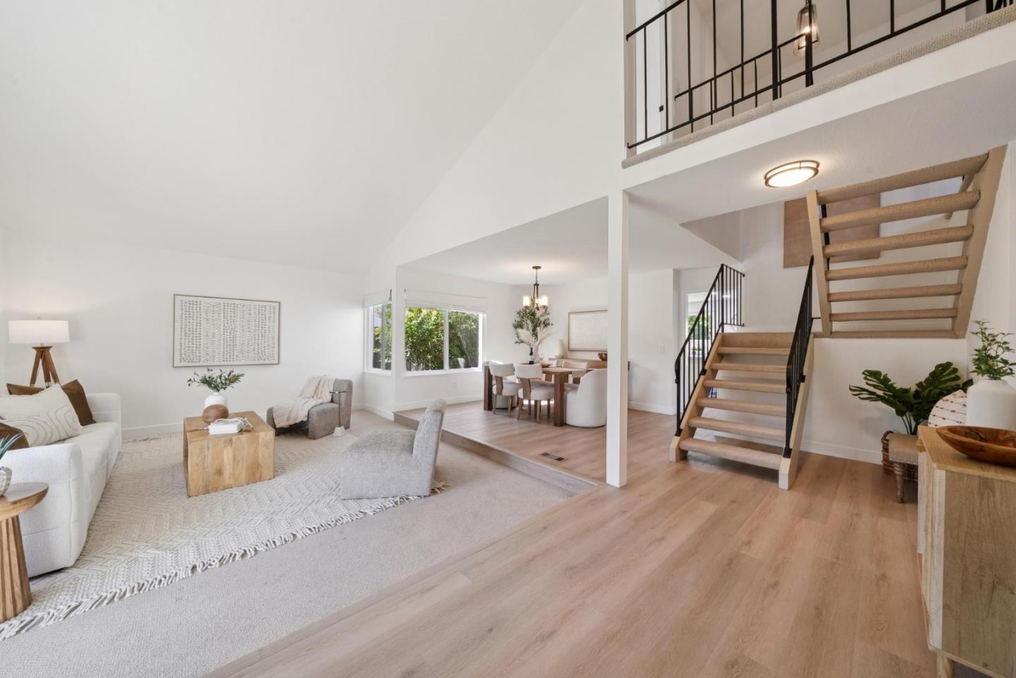 Detail Gallery Image 4 of 45 For 6579 Prague Ct, San Jose,  CA 95119 - 4 Beds | 2/1 Baths