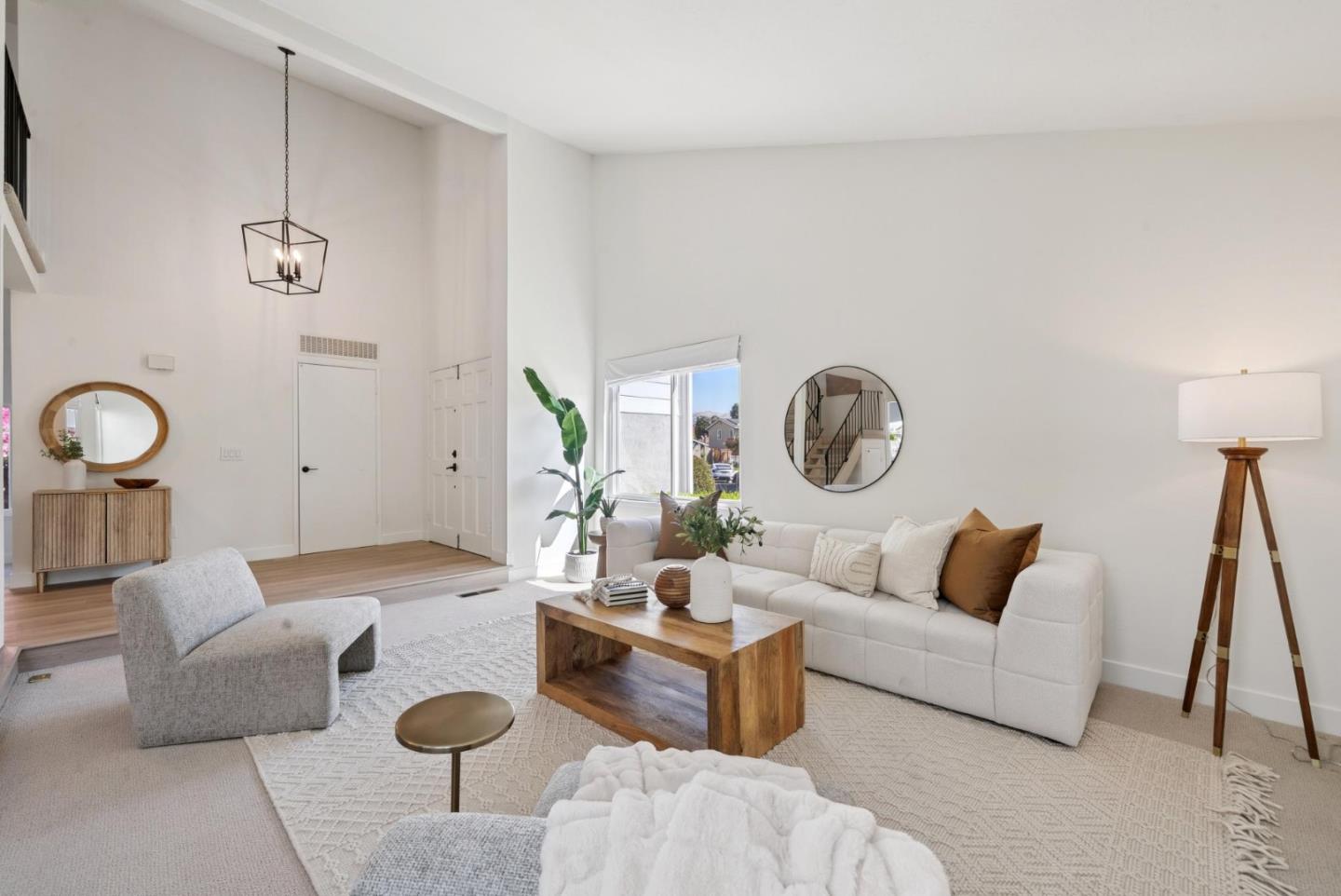 Detail Gallery Image 5 of 45 For 6579 Prague Ct, San Jose,  CA 95119 - 4 Beds | 2/1 Baths