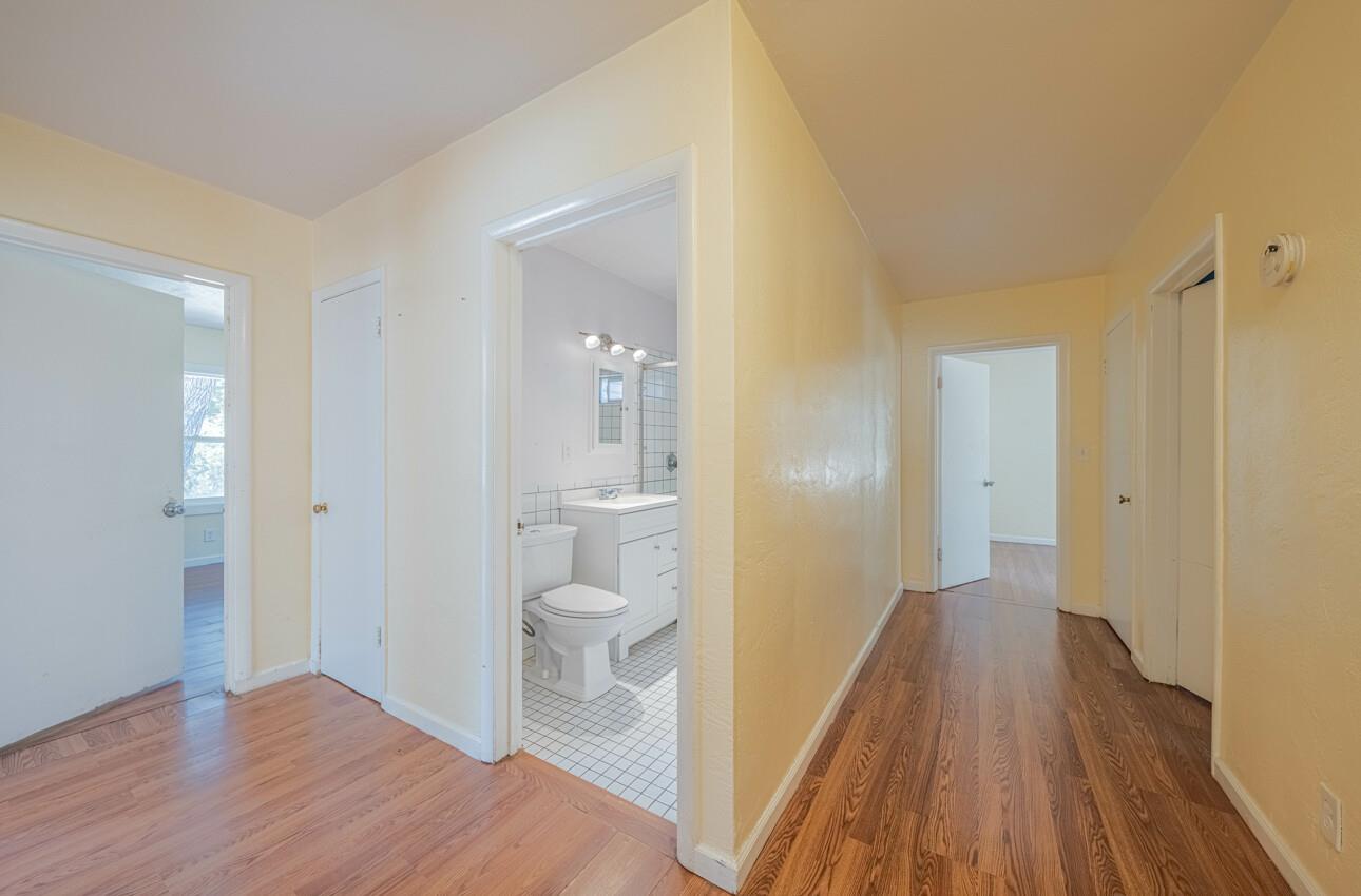 Detail Gallery Image 17 of 39 For 19280 Mallory Canyon Rd, Salinas,  CA 93907 - 3 Beds | 1 Baths