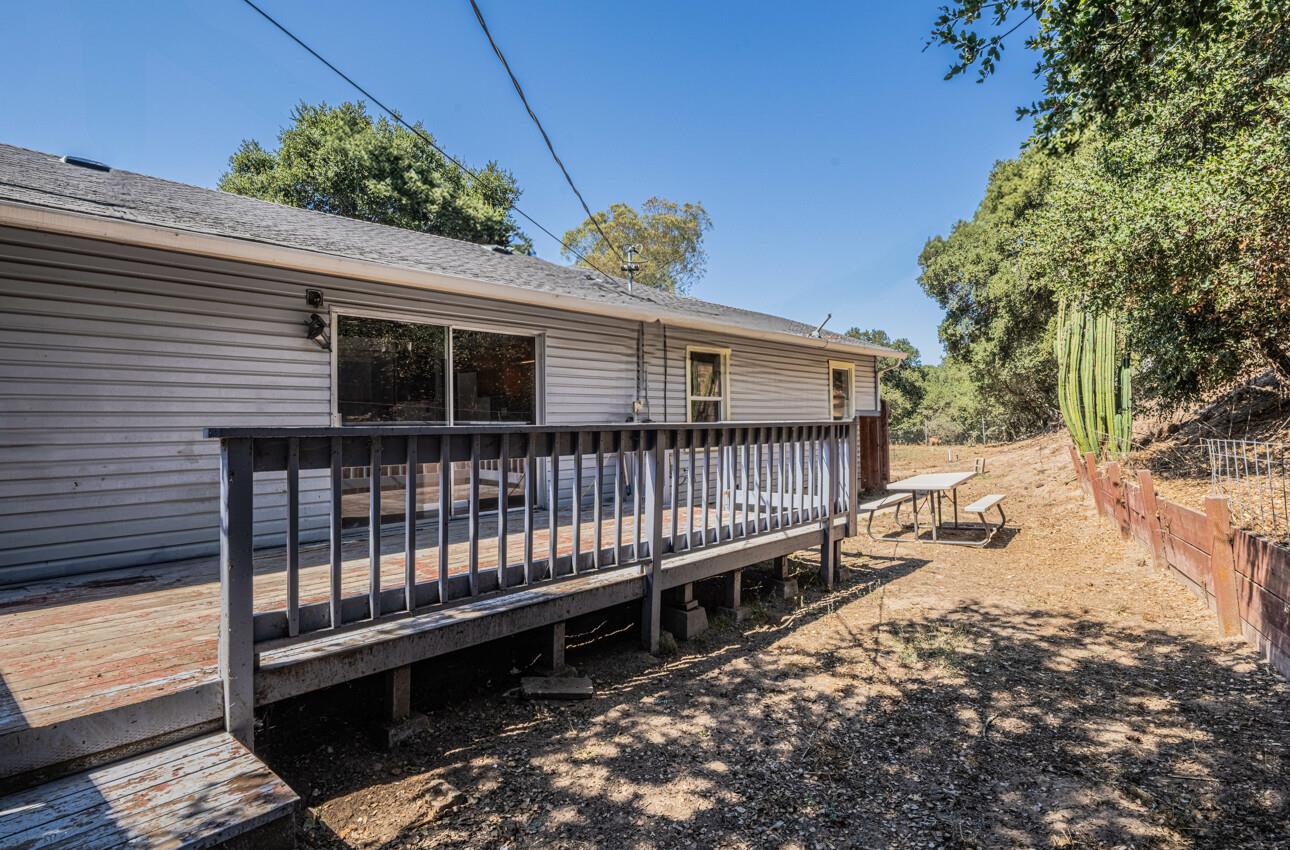 Detail Gallery Image 26 of 39 For 19280 Mallory Canyon Rd, Salinas,  CA 93907 - 3 Beds | 1 Baths
