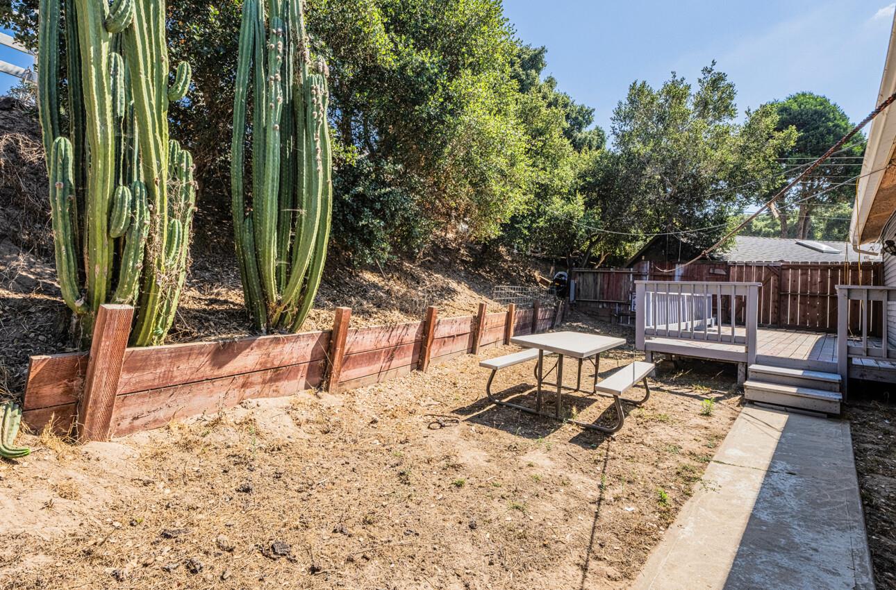 Detail Gallery Image 27 of 39 For 19280 Mallory Canyon Rd, Salinas,  CA 93907 - 3 Beds | 1 Baths
