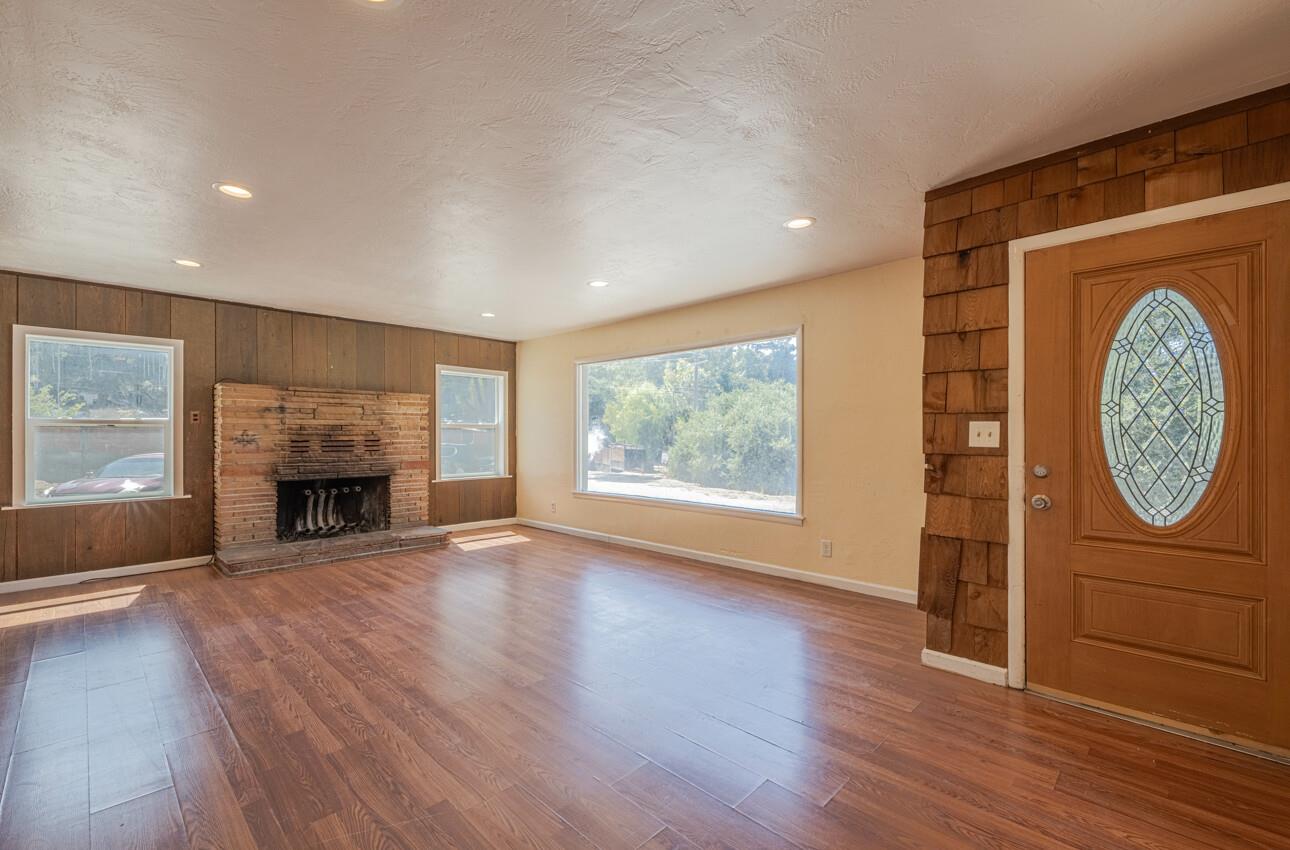 Detail Gallery Image 7 of 39 For 19280 Mallory Canyon Rd, Salinas,  CA 93907 - 3 Beds | 1 Baths