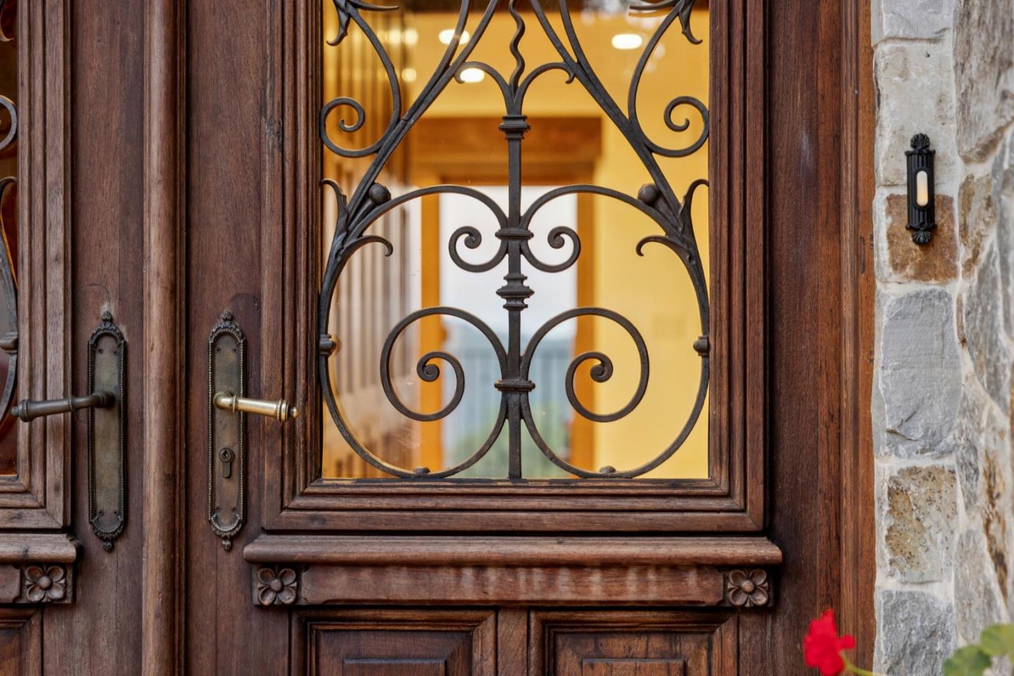 Detail Gallery Image 10 of 116 For 25200 Loma Prieta Ave, Los Gatos,  CA 95033 - 4 Beds | 3 Baths