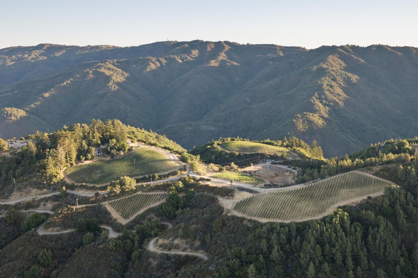 Detail Gallery Image 101 of 116 For 25200 Loma Prieta Ave, Los Gatos,  CA 95033 - 4 Beds | 3 Baths