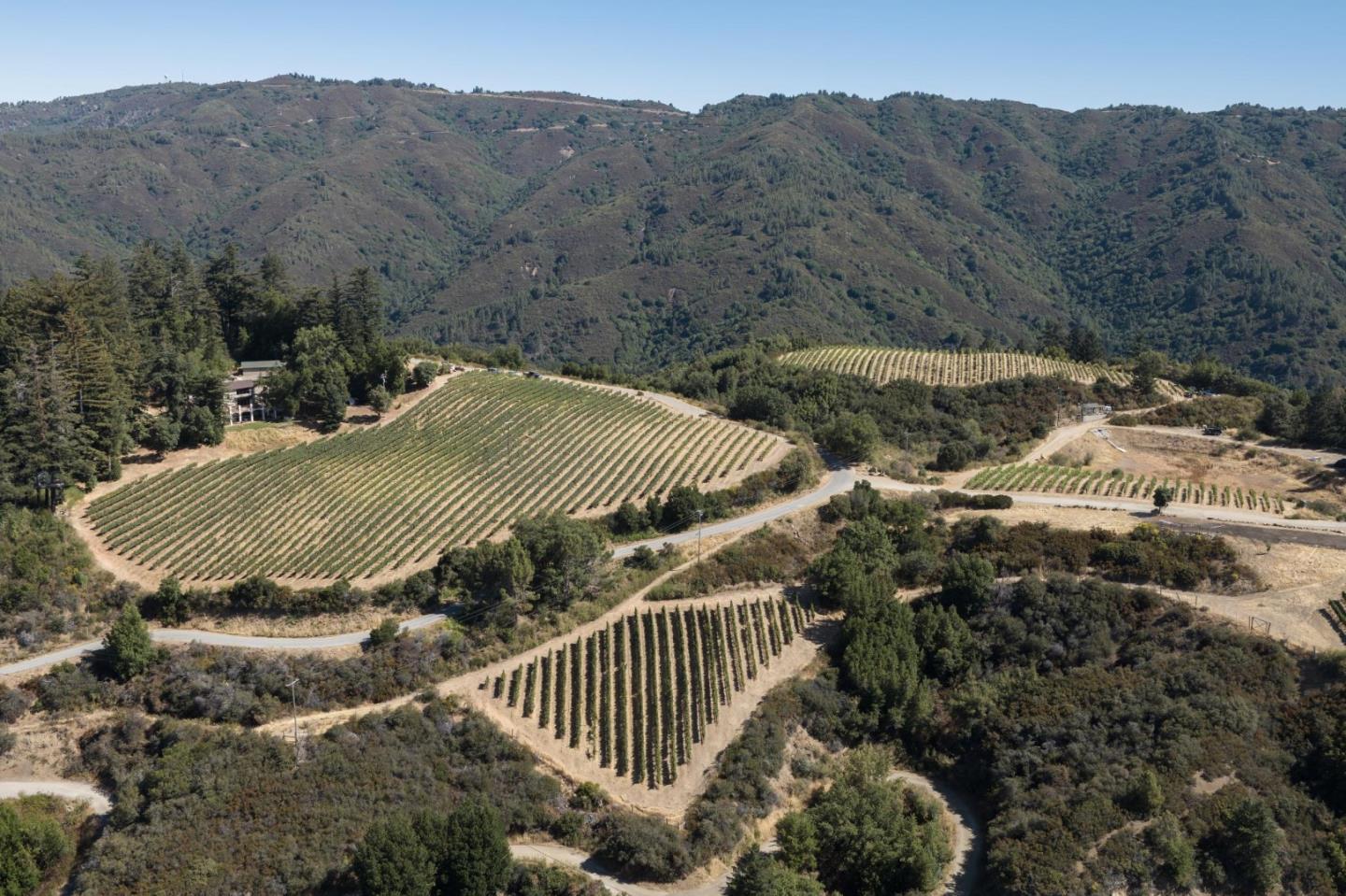 Detail Gallery Image 112 of 116 For 25200 Loma Prieta Ave, Los Gatos,  CA 95033 - 4 Beds | 3 Baths