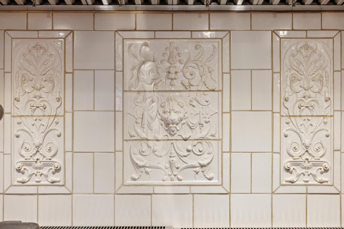 Detail Gallery Image 19 of 116 For 25200 Loma Prieta Ave, Los Gatos,  CA 95033 - 4 Beds | 3 Baths