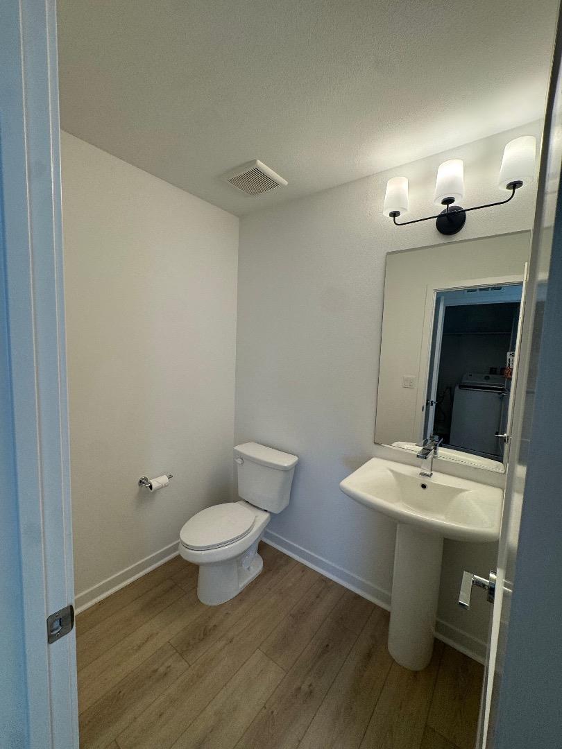 Detail Gallery Image 18 of 51 For 220 Babson Ct, Claremont,  CA 91711 - 4 Beds | 3/1 Baths