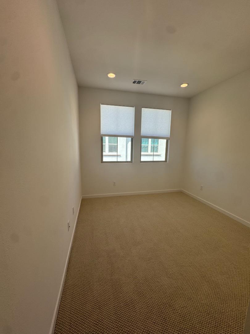 Detail Gallery Image 33 of 51 For 220 Babson Ct, Claremont,  CA 91711 - 4 Beds | 3/1 Baths