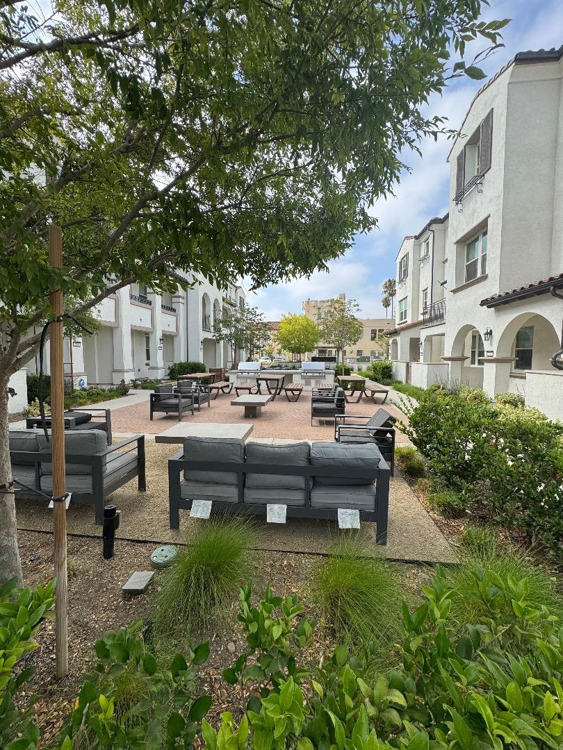 Detail Gallery Image 50 of 51 For 220 Babson Ct, Claremont,  CA 91711 - 4 Beds | 3/1 Baths