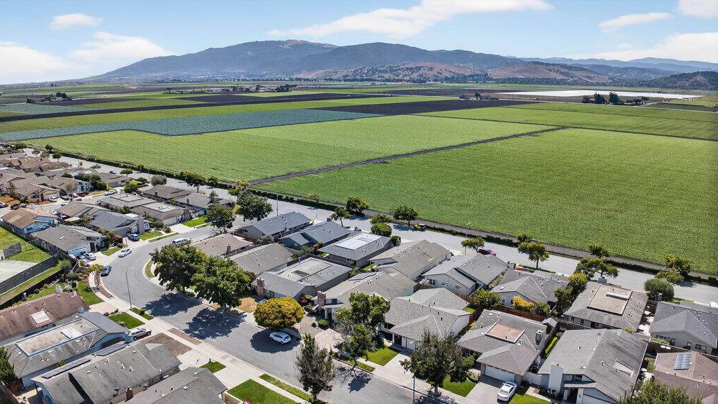 Detail Gallery Image 6 of 34 For 435 Shelley Way, Salinas,  CA 93901 - 3 Beds | 2 Baths