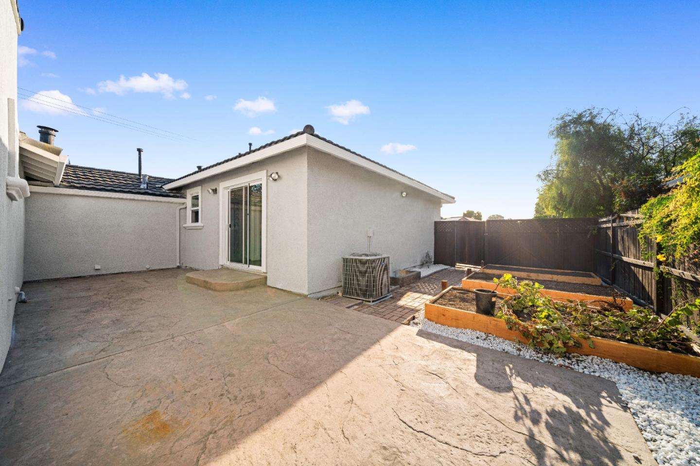 Detail Gallery Image 34 of 46 For 842 Harrison Ave, Campbell,  CA 95008 - 4 Beds | 3/1 Baths