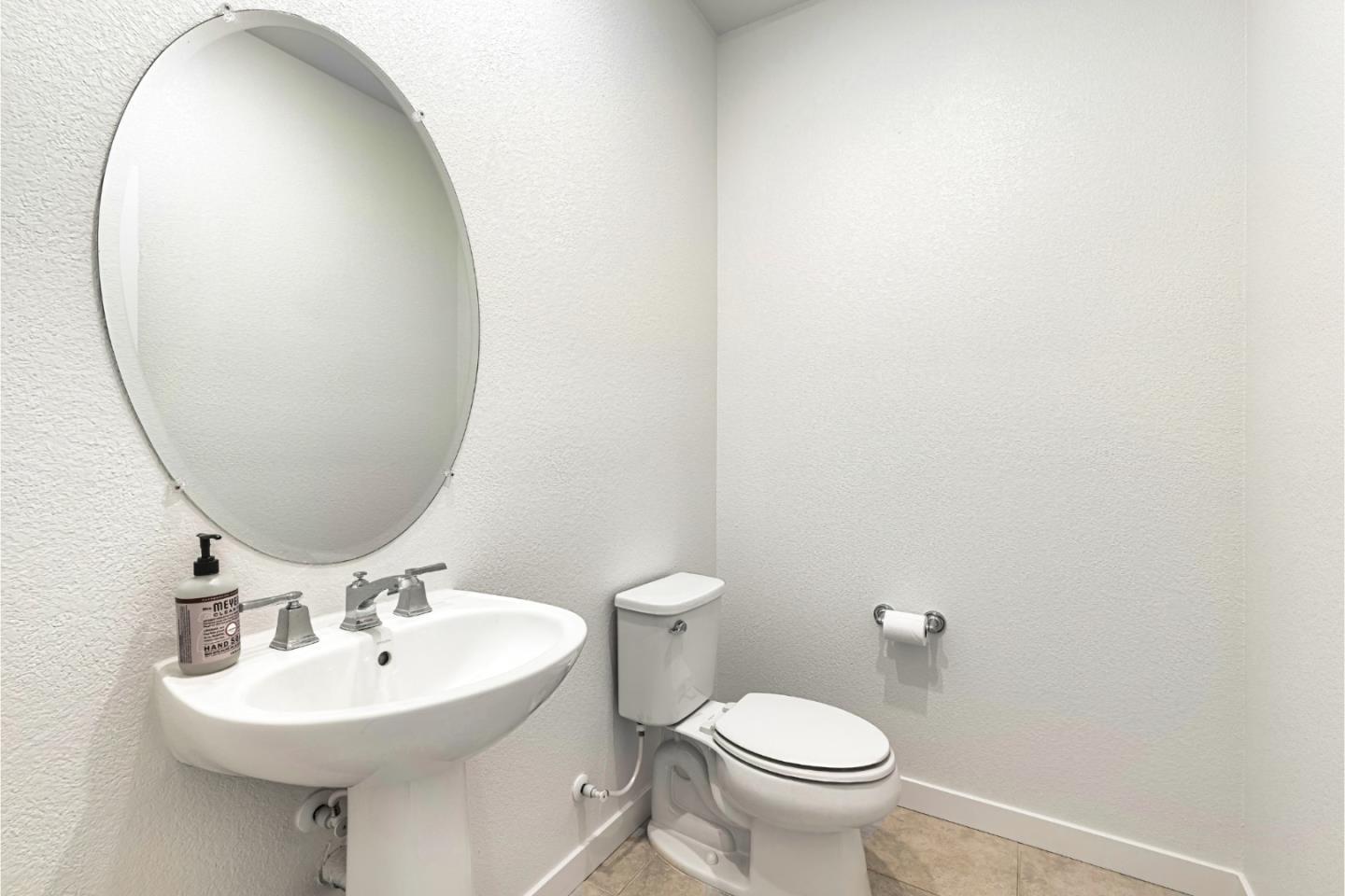 Detail Gallery Image 6 of 24 For 182 E Mcclintock Ln, Mountain House,  CA 95391 - 3 Beds | 2/1 Baths