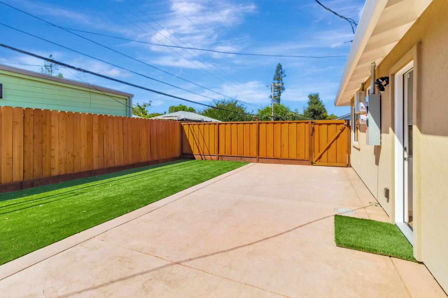Detail Gallery Image 31 of 36 For 1958 Woodside Rd, Redwood City,  CA 94061 - 2 Beds | 1 Baths