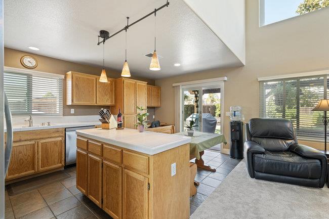 Detail Gallery Image 31 of 65 For 2421 Valley View Rd, Hollister,  CA 95023 - 3 Beds | 2/1 Baths