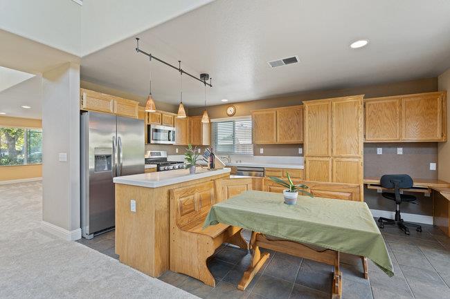 Detail Gallery Image 33 of 65 For 2421 Valley View Rd, Hollister,  CA 95023 - 3 Beds | 2/1 Baths