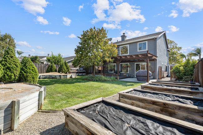 Detail Gallery Image 52 of 65 For 2421 Valley View Rd, Hollister,  CA 95023 - 3 Beds | 2/1 Baths