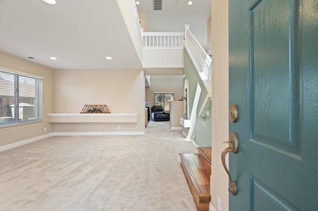 Detail Gallery Image 9 of 65 For 2421 Valley View Rd, Hollister,  CA 95023 - 3 Beds | 2/1 Baths