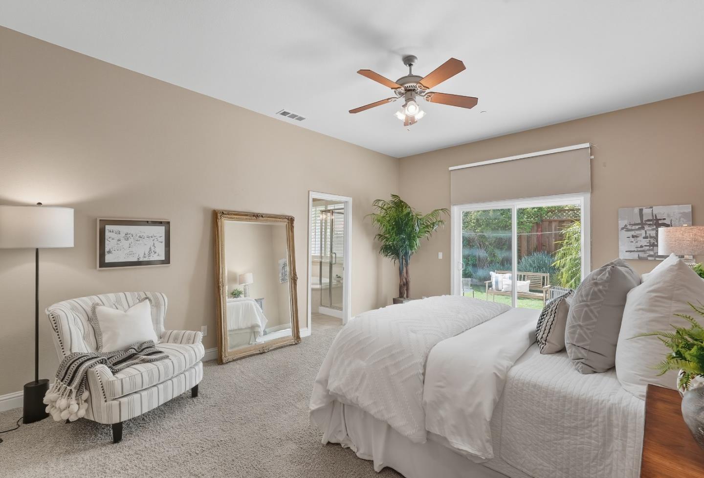 Detail Gallery Image 25 of 42 For 1900 Monte Vista Dr, Hollister,  CA 95023 - 4 Beds | 2 Baths