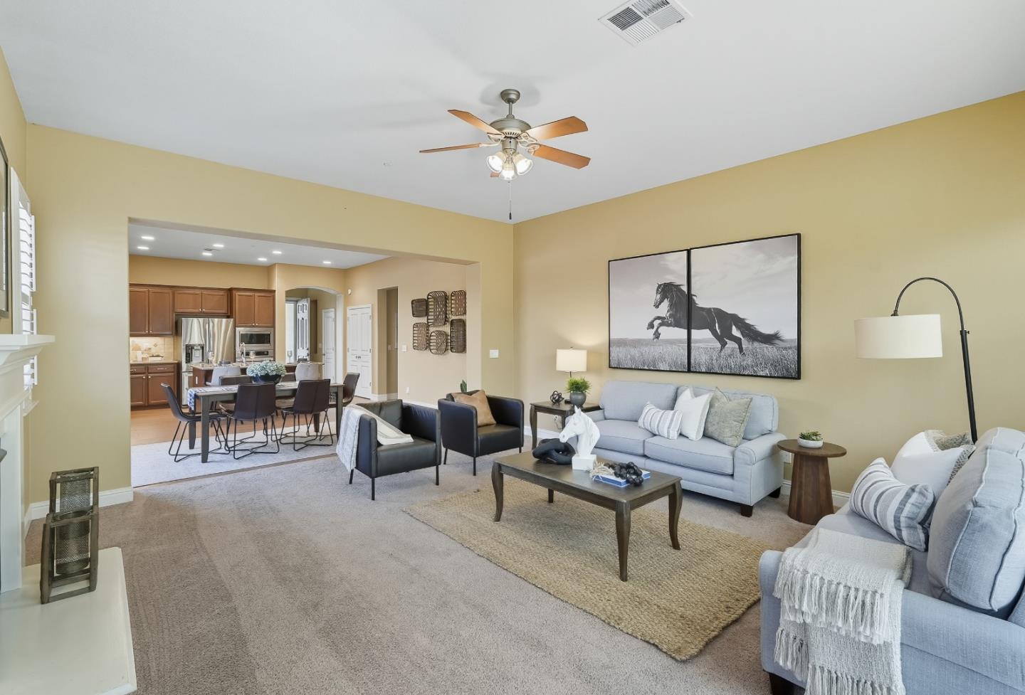 Detail Gallery Image 6 of 42 For 1900 Monte Vista Dr, Hollister,  CA 95023 - 4 Beds | 2 Baths