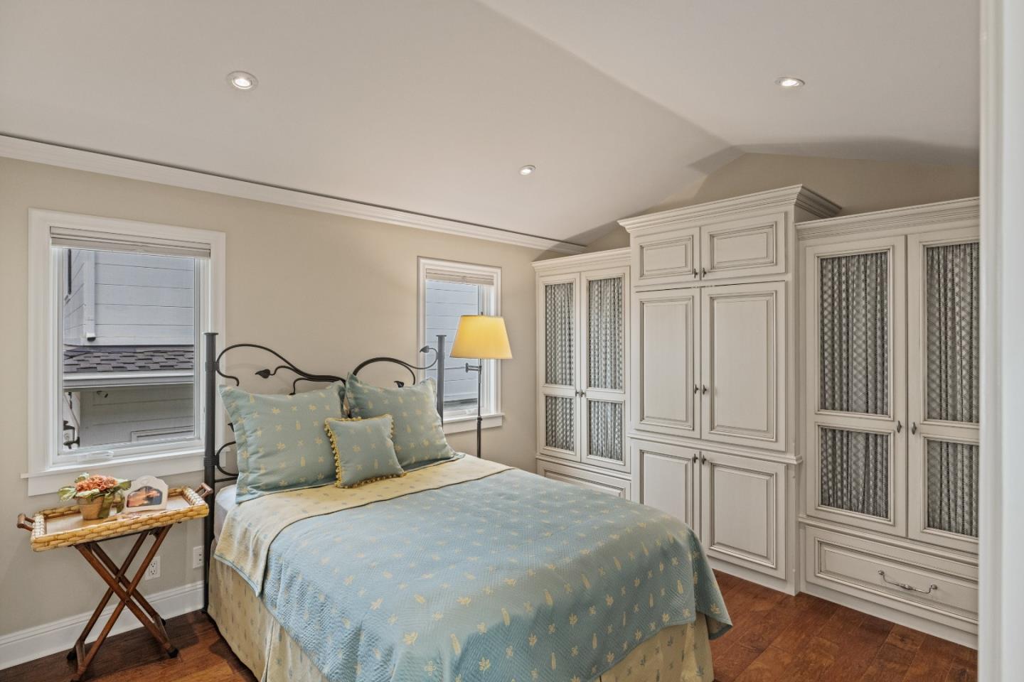Detail Gallery Image 47 of 94 For 910 Egan Ave, Pacific Grove,  CA 93950 - 3 Beds | 3/1 Baths