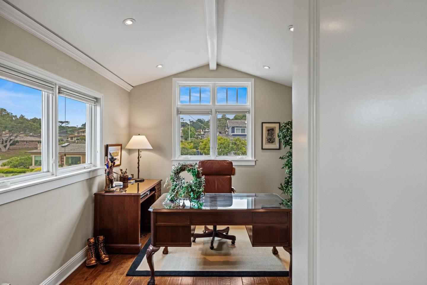 Detail Gallery Image 53 of 94 For 910 Egan Ave, Pacific Grove,  CA 93950 - 3 Beds | 3/1 Baths