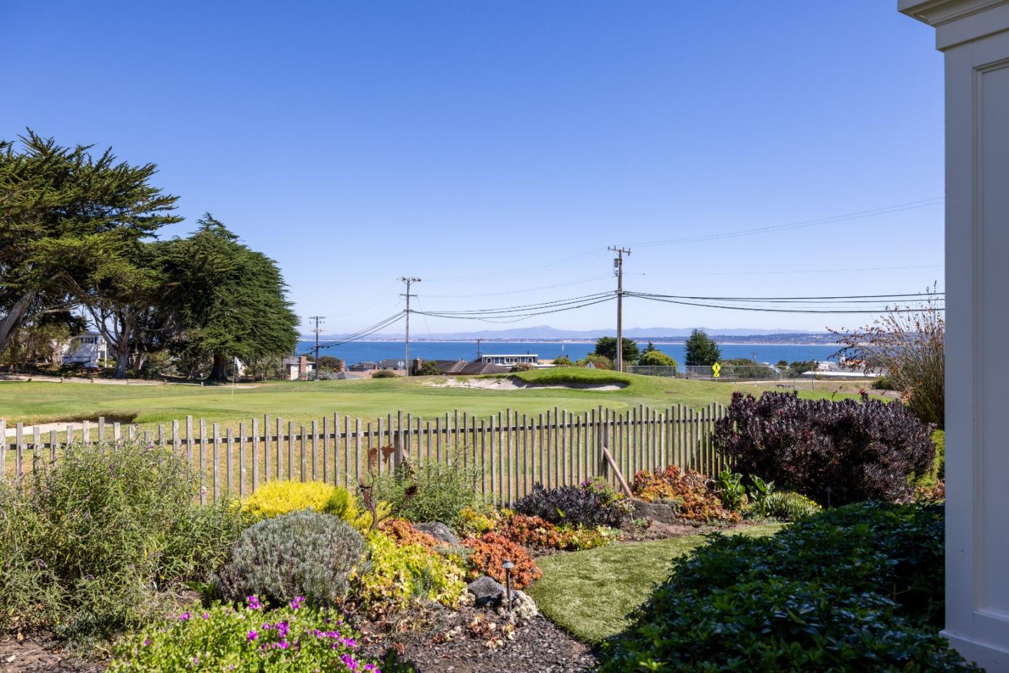 Detail Gallery Image 67 of 94 For 910 Egan Ave, Pacific Grove,  CA 93950 - 3 Beds | 3/1 Baths