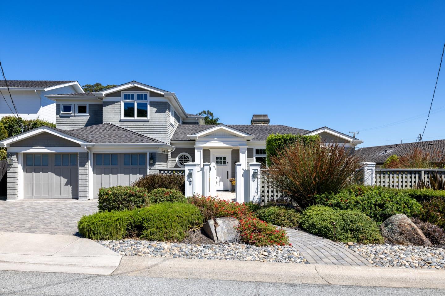 Detail Gallery Image 7 of 94 For 910 Egan Ave, Pacific Grove,  CA 93950 - 3 Beds | 3/1 Baths