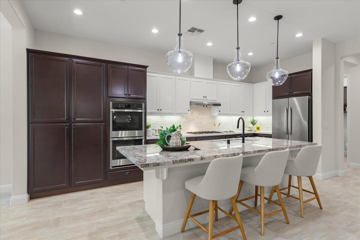 Detail Gallery Image 12 of 39 For 664 Juliann Way, Morgan Hill,  CA 95037 - 4 Beds | 3/1 Baths