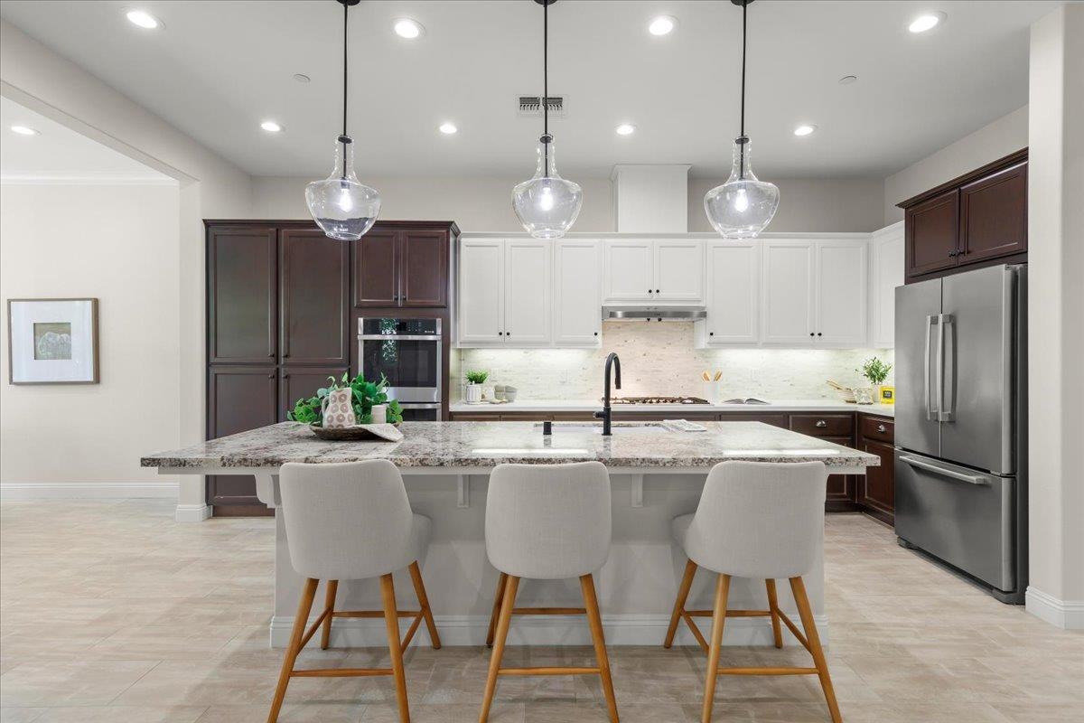 Detail Gallery Image 13 of 39 For 664 Juliann Way, Morgan Hill,  CA 95037 - 4 Beds | 3/1 Baths